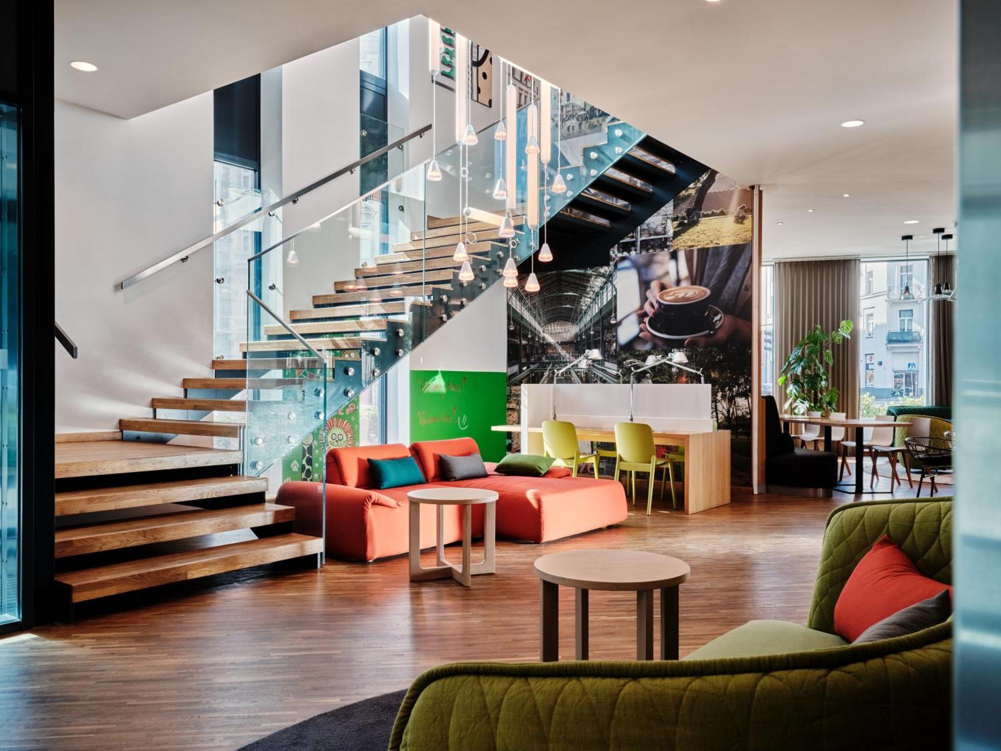 Holiday Inn - Warsaw City Centre By Ihg Bagian luar foto